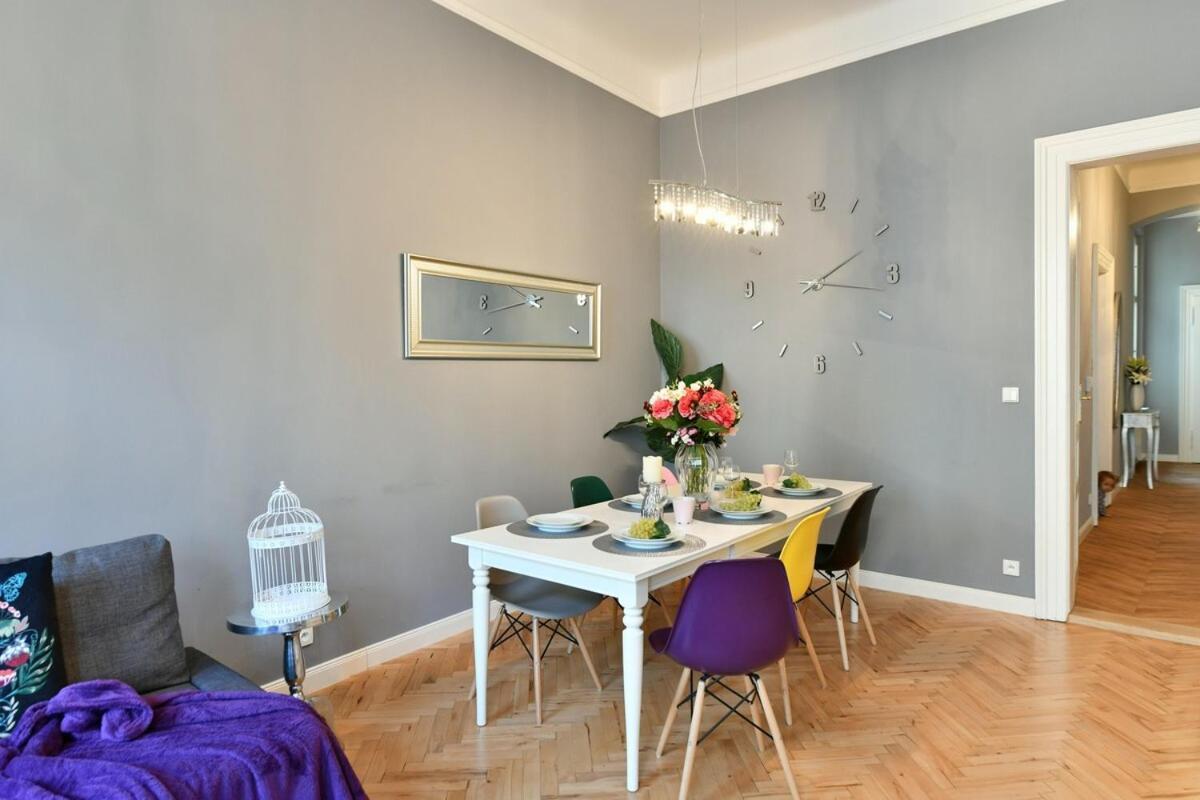 Cityscape Wenceslas Square Apartment براغ المظهر الخارجي الصورة