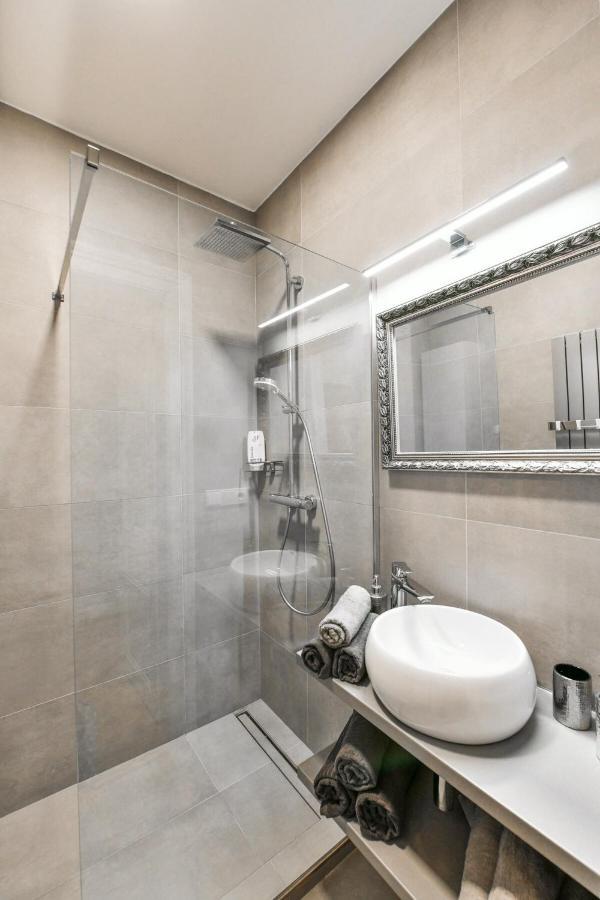 Cityscape Wenceslas Square Apartment براغ المظهر الخارجي الصورة