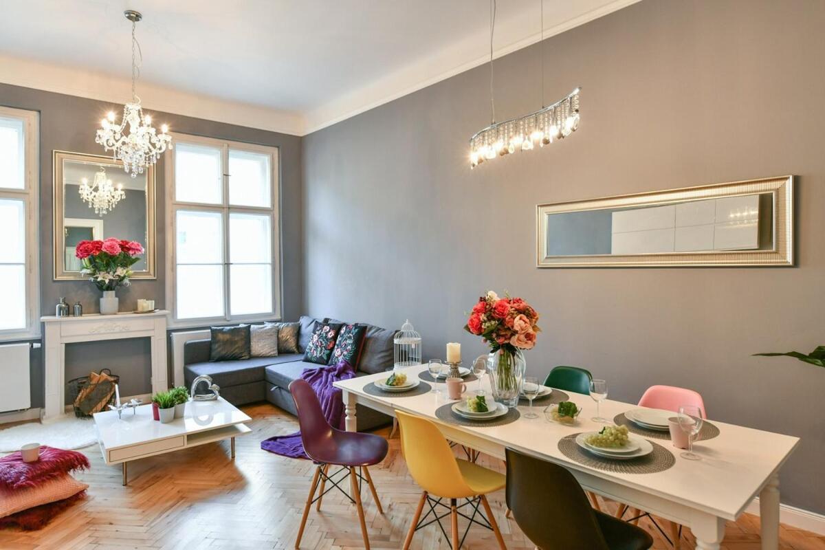 Cityscape Wenceslas Square Apartment براغ المظهر الخارجي الصورة