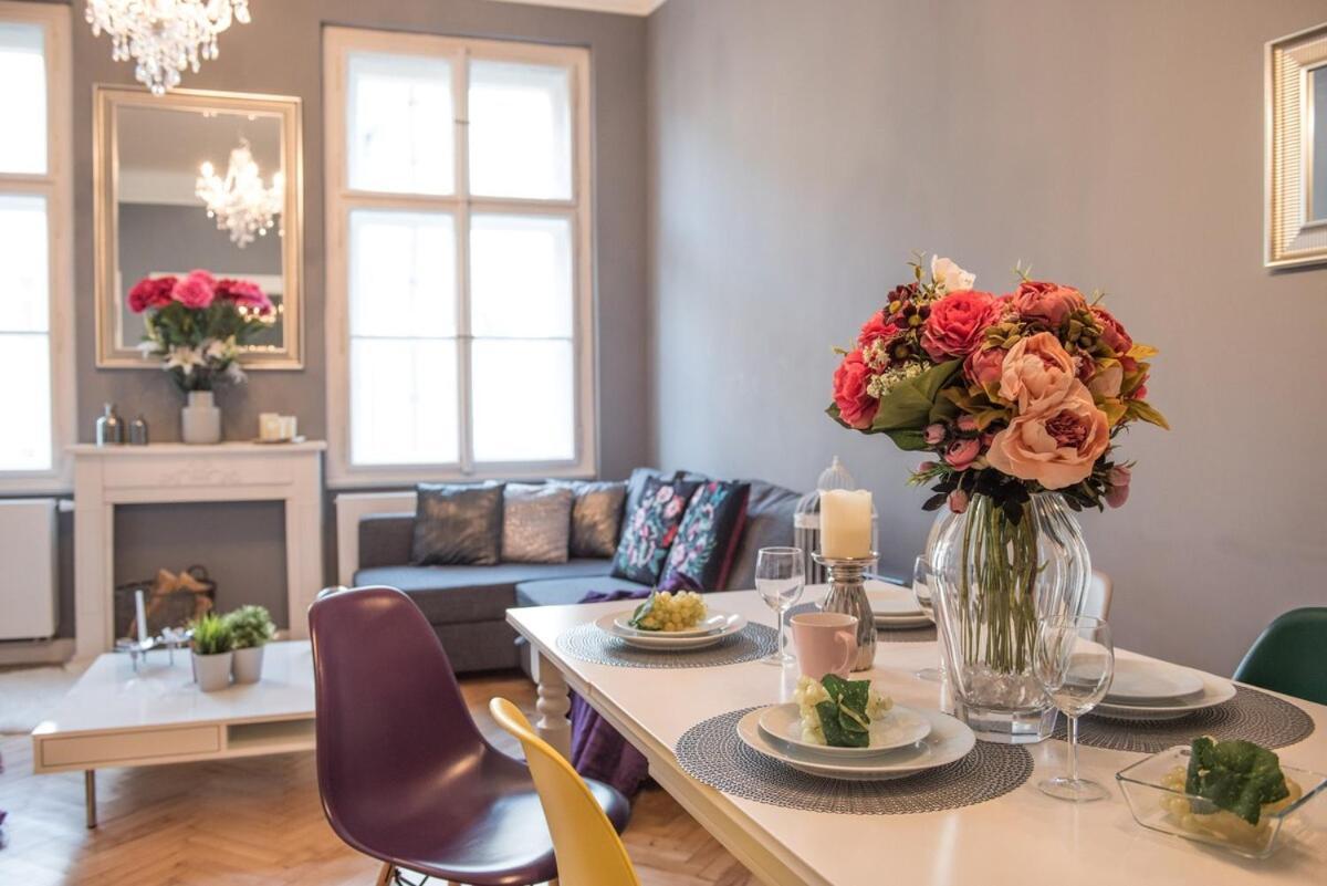 Cityscape Wenceslas Square Apartment براغ المظهر الخارجي الصورة